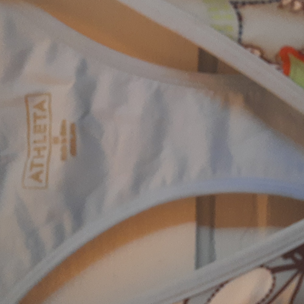Athleta Racerback Top - Picture 2 of 3